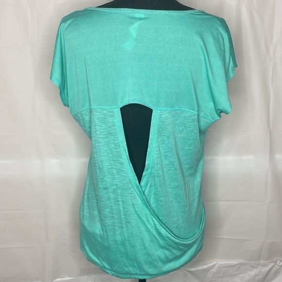 Bally Total Fitness Green Top Womens Activewear Short Sleeve Open Back Size L - Picture 4 of 5
